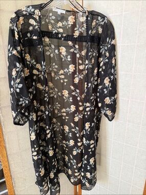 Emory Park Sheer Floral Kimono - Black with Cream Roses